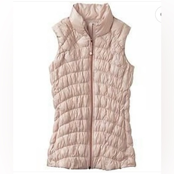 ATHLETA EUC Blush Pink Downtime lightweight Women's Puffer Vest 80% Down Size:M - Picture 2 of 2